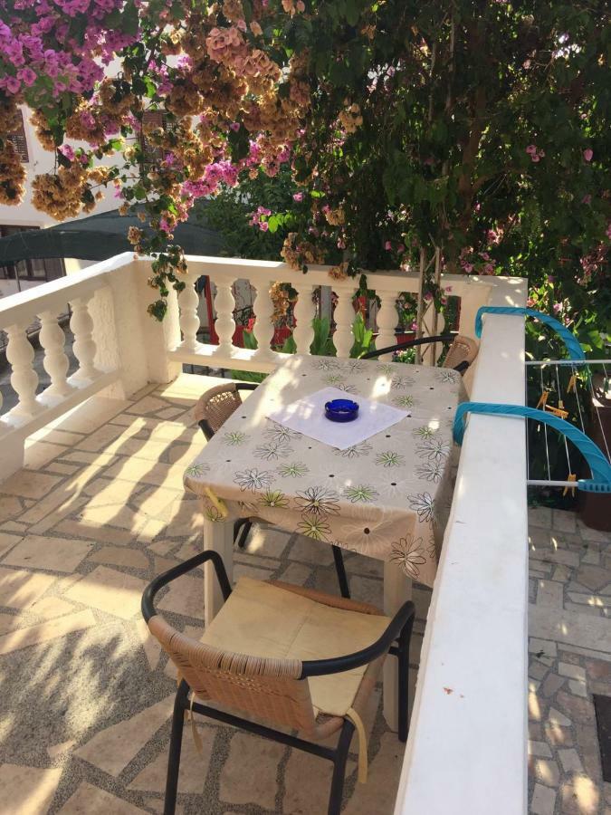 Villa Kartelo Trogir Exteriör bild