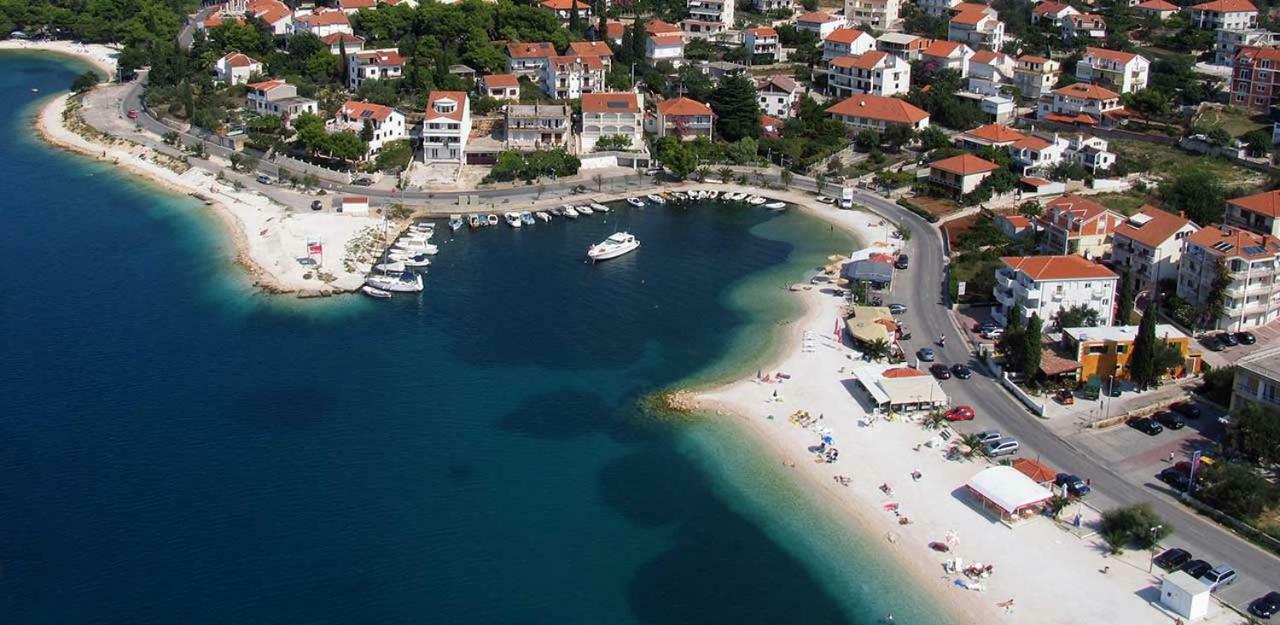 Villa Kartelo Trogir Exteriör bild