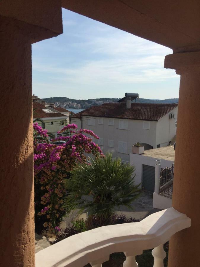 Villa Kartelo Trogir Exteriör bild