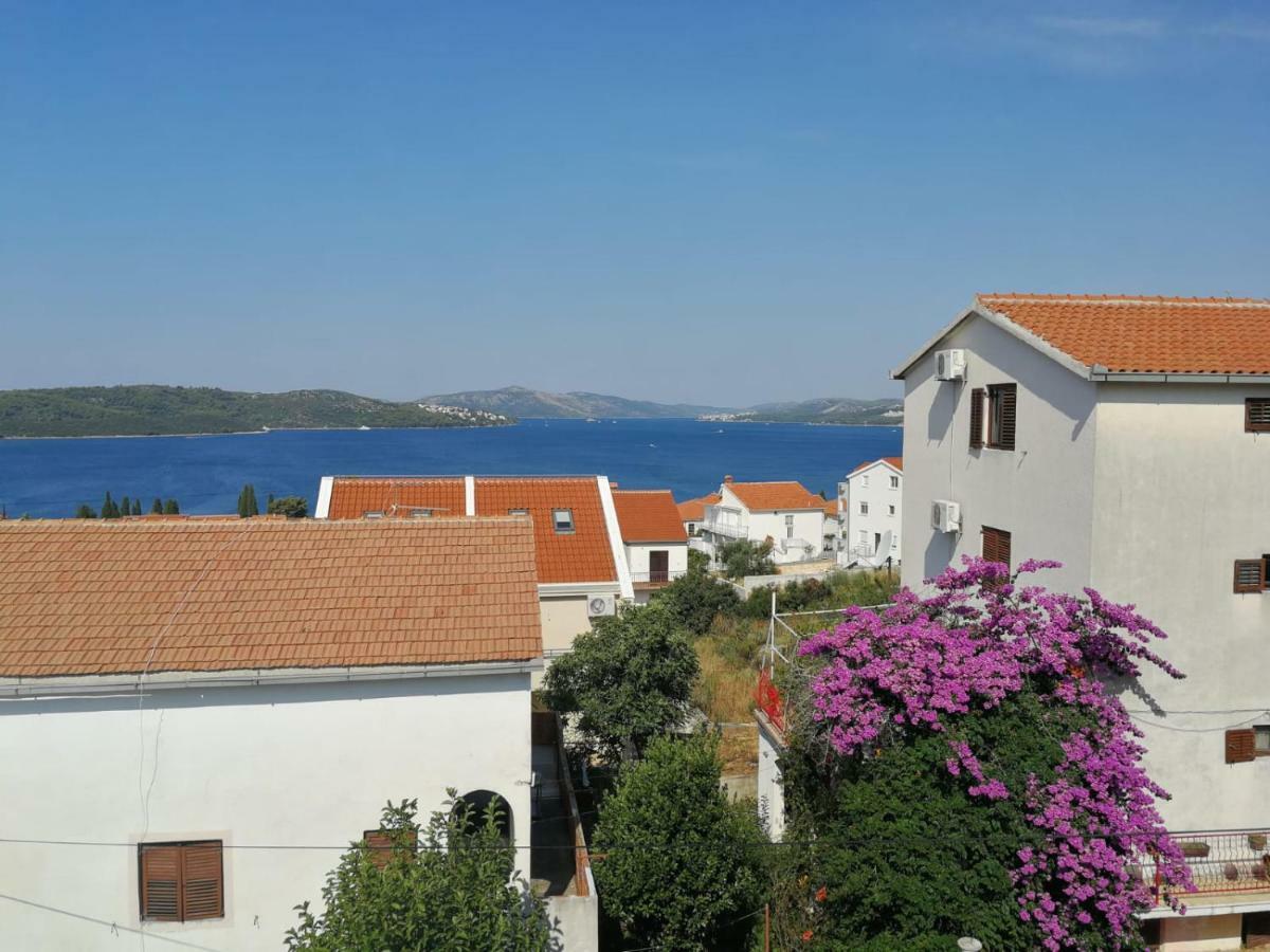 Villa Kartelo Trogir Exteriör bild